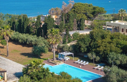 Lido Marausa Villa | Villa Maraus- Seafront villa in Marausa, Sicily