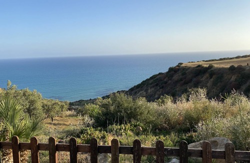 Pergole Villa | Villa Margherita with sea view/STARLINK connection, air conditioning.