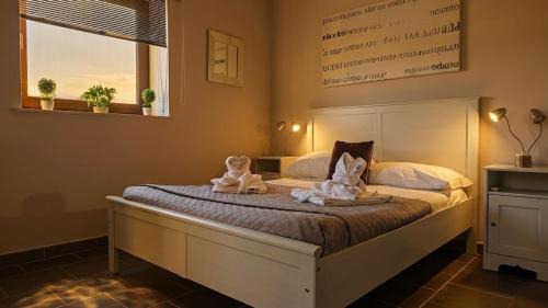 Punta Milocca Villa | Villa Medea, con giardino, a 150m dal mare, Relax totale a Siracusa
