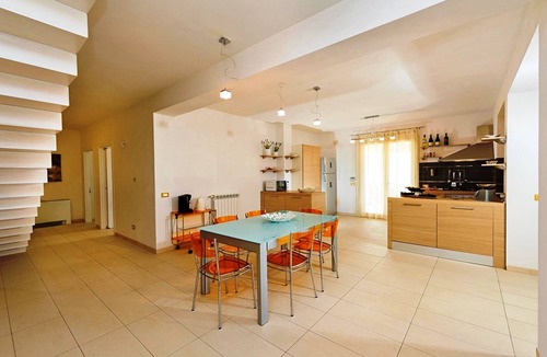 Castellammare del Golfo Villa | Villa MiraScopello: LARGE HEATED INFINITY POOL WITH WHIRLPOOL (WI-FI)