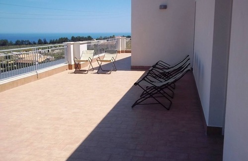 Castellammare del Golfo Villa | Villa MiraScopello: LARGE HEATED INFINITY POOL WITH WHIRLPOOL (WI-FI)