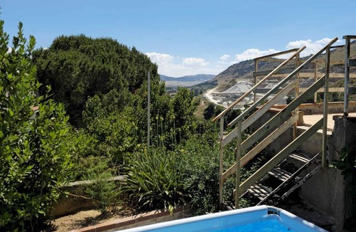 Santa Cristina Gela House | Villa Mirea