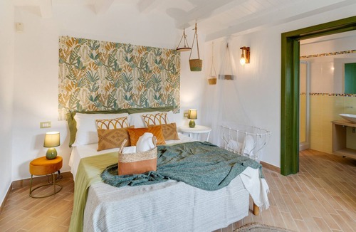 Pozzallo Villa | VILLA NAIVE con piscina privata