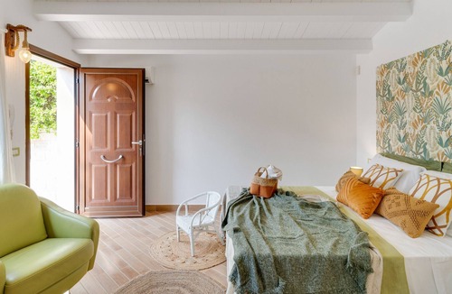 Pozzallo Villa | VILLA NAIVE con piscina privata