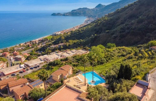 Letojanni Villa | Villa Nerissa - Letojanni