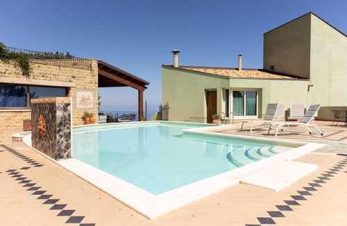 Cefalu House | Villa Orizzonte - Up to 6 Pax