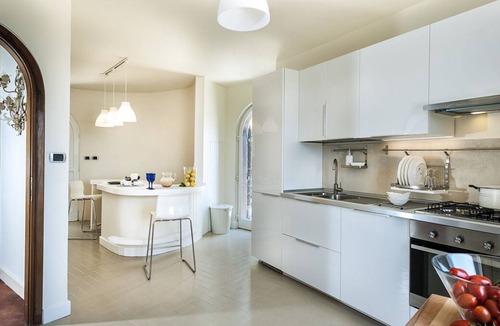 Giardini Naxos Villa | Villa Ornelia - Six Bedroom Villa, Sleeps 12