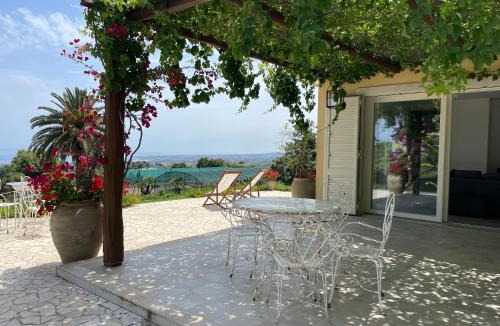Piedimonte Etneo Villa | Villa Palm Hill