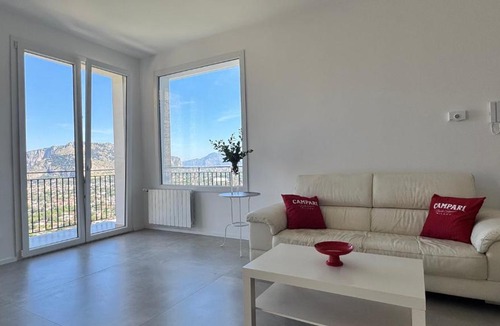 Partanna House | Villa Perla Blu Mondello