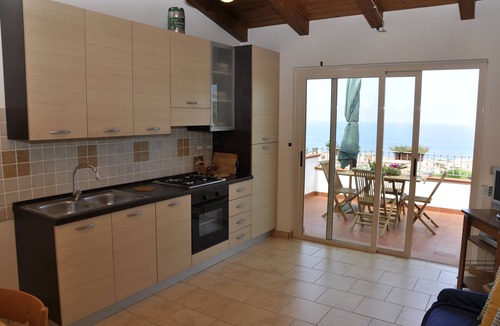 Santa Domenica Villa | Villa Pettinato, a beautiful villa on the Tyrrhenian coast