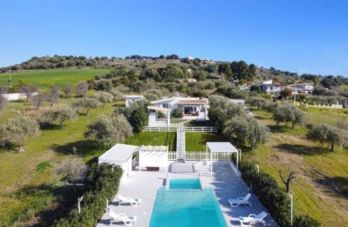 Casale Modica Villa | Villa Pinella by Villa Plus