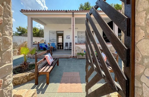 Torre Squillace House | Villa Poseidon clima e parking