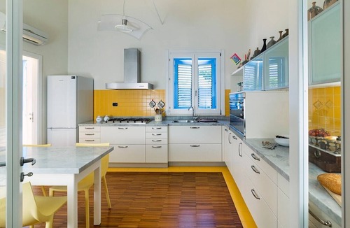 Augusta Villa | Villa Primavera - Seafront villa with pool near Syracuse