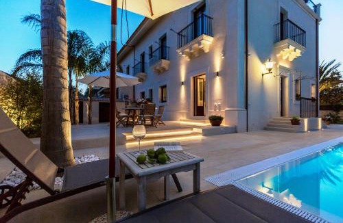 Avola Villa | Villa Raphael