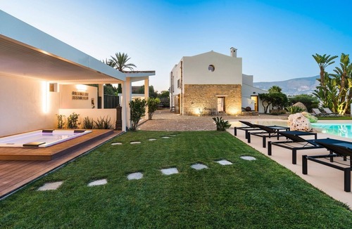 Buseto Palizzolo Villa | Villa Rega, Private villa with pool in Sicily.