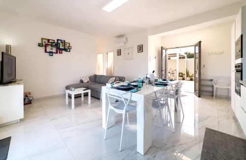 Fondo Morte Villa | Villa Regina Marzamemi | 300m to Beach & Hot Tub - San Lorenzo - Noto