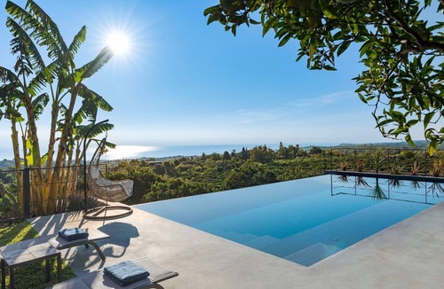Santa Venerina Villa | Villa rental Catania - East of Sicily