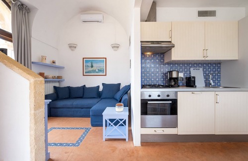 Nardo Villa | Villa 'Residenze Uliveto - 12' with Shared Pool, Private Terrace and Air Conditioning