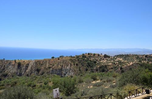 Roccella Jonica Villa | Villa Roccella Ionica, Sea View, a c