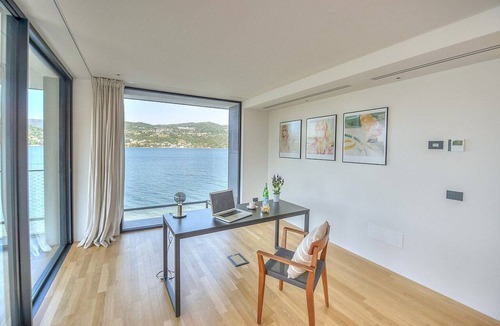 Angera Villa | Villa Ronia: An elegant and modern four-story villa located right on the Lake Maggiore, with Free WI-FI.