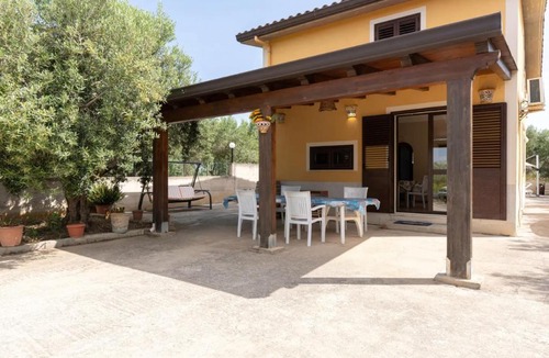 Partinico Villa | Villa Rosa con Piscina