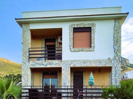 Torre Colonna-sperone Villa | Villa San Lorenzo Sicily