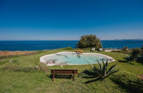 Ischia Porto Villa | Villa Serao Cottage Camilla by MyVillaCollec.