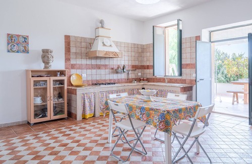 Syracuse Villa | "Villa Sicilian Gourmet" with Private Mini Pool, 2 Private Terraces & Wi-Fi