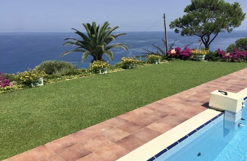 Ricadi Villa | Villa Stromboli, an exclusive villa with a pool for 10 people