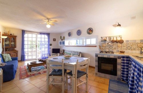 Custonaci Villa | Villa Sul Mare Vista Tramonto with Sea View, Garden and Wi-Fi
