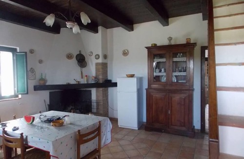 Corigliano Calabro House | Villa surrounded by citrus groves on the Ionian coast