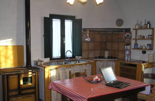 Corigliano Calabro House | Villa surrounded by citrus groves on the Ionian coast