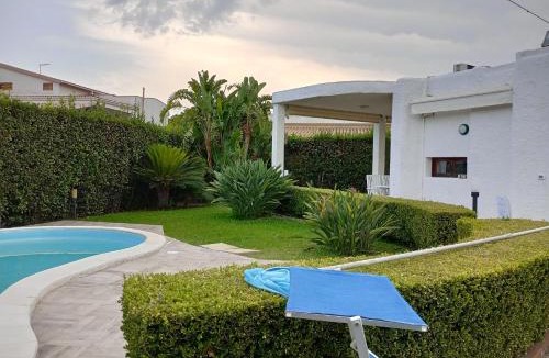 Syracuse Villa | Villa Terrauzza