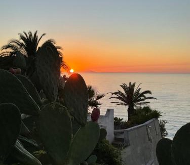 Costa dei Monaci Villa | Villa Tina Tropea Costa dei Monaci Parghelia, sabbia fine e bianca e mare cristallino