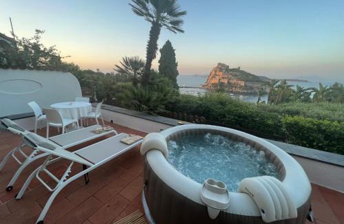 Ischia Ponte Apartment | Villa To Ischia With Love