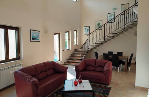 Montepaone Apartment | Villa Toti - Confort e Relax a 5 Minuti Dalla Spiaggia
