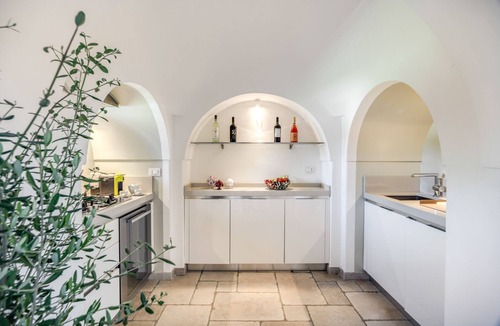San Michele Salentino Villa | Villa Trullo - Four Bedroom Villa, Sleeps 8