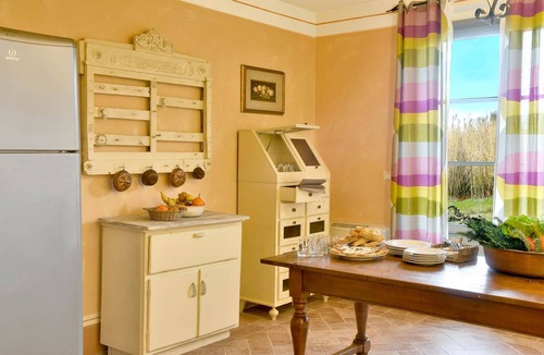 Guardistallo Villa | VILLA TRE COLONNE Podere Casale - VILLA TRE COLONNE