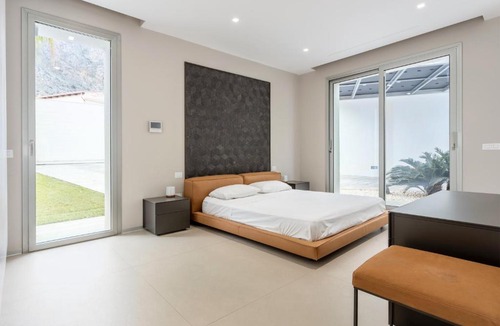 Sferracavallo Villa | Villa Tritone