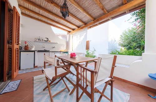 Lipari Historic Centre Villa | Villa 'Valle Canale Piccola' with Sea View, Wi-Fi and Air Conditioning