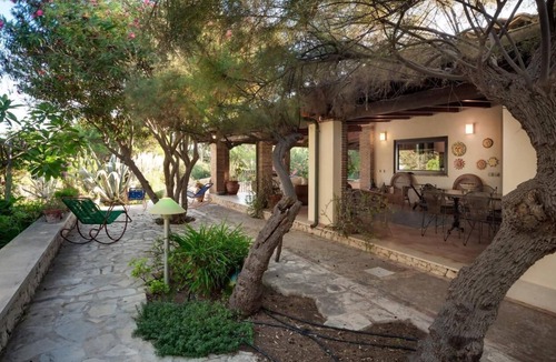Caucana-finaiti-casuzze-finaiti Nord House | villa vigata in kaucana beach in front of the sea