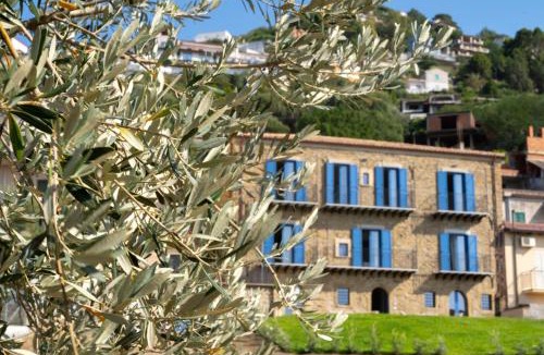 Capo d'Orlando House | Villa Vincenza Deluxe Rooms