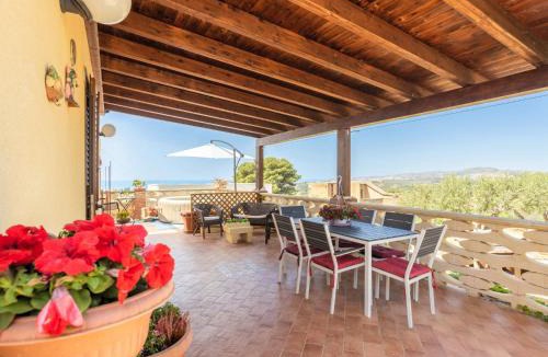 Agrigento Villa | Villa Vista Mare e Templi by Interhome