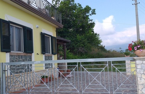 San Pietro in Amantea Villa | Villa with sea view pool