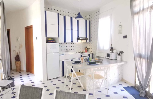 Arenella Villa | Villa with garden and WIFI
