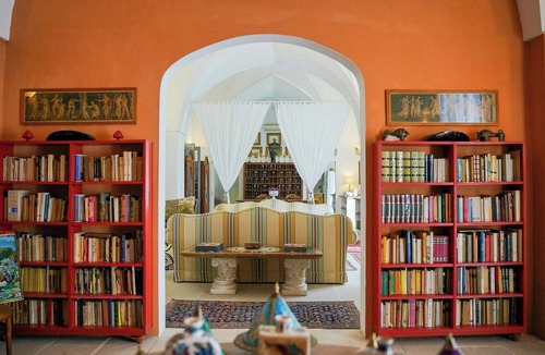 Giurdignano House | Villa with antiques and a pool in Vitigliano