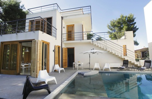 Torre Colonna-sperone House | Villa with pool/garden near the sea
