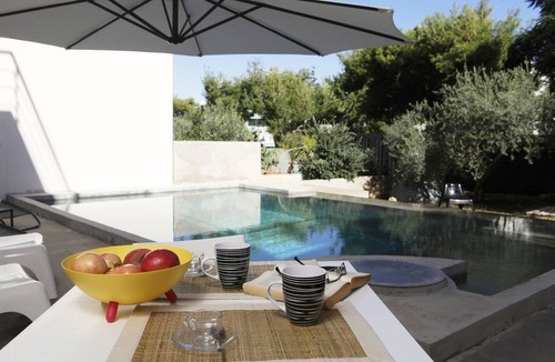 Torre Colonna-sperone House | Villa with pool/garden near the sea