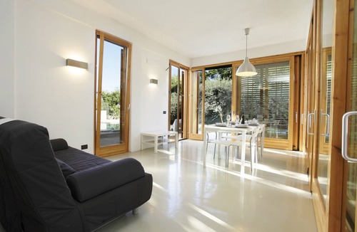 Torre Colonna-sperone House | Villa with pool/garden near the sea