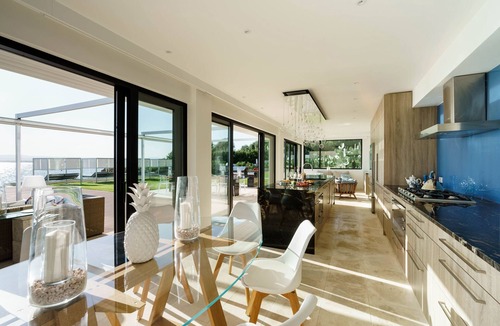Plemmirio Villa | Villa with pool and direct access to the rocks below in Siracusa, Sicily